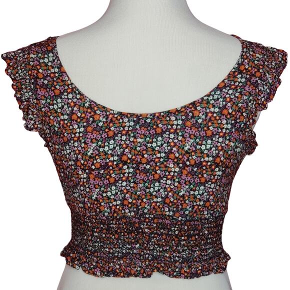 Patrons of Peace floral patterned crop top. Sz XS.  Gathered waist, ruffles. EUC - Picture 2 of 5